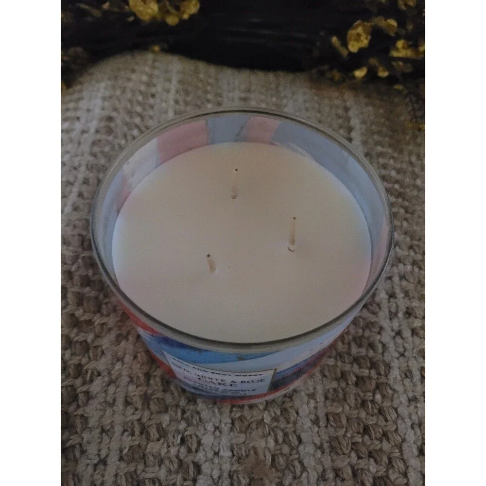 Bath and Body Works - Red, White & Blue Cake 3-wick Candle